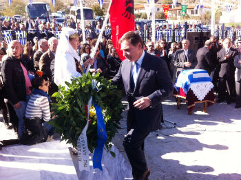 Homazhe dhe meshë për ushtarët grek në këlcyrë dhe Bularat