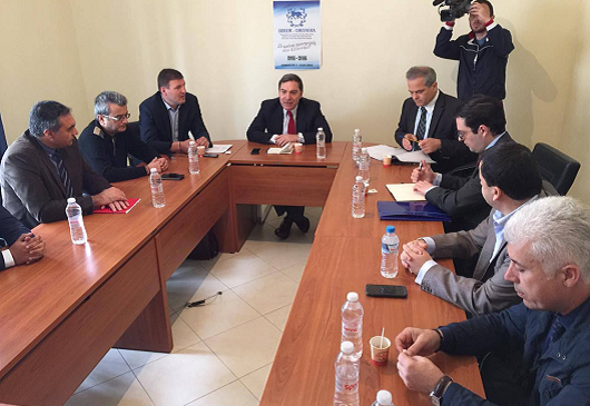 Vizitë  pune e Ambasadorit të Greqisë në Tiranë z  L. Rokanas  në Bashkitë e reja  të Himarës dhe Delvinës, në dt.  6 deri 8 Prill 2016.