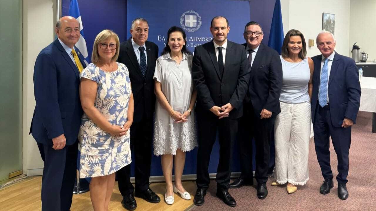 Συνάντηση Υφυπουργού Εξωτερικών, Γιώργου Κώτσηρα, με αντιπροσωπεία της Παγκόσμιας Διακοινοβουλευτικής Ένωσης Ελληνισμού (Αθήνα, 24.7.2024)