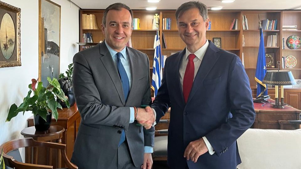 Cérémonie de passation de pouvoirs entre les Secrétaires d’Etat aux Affaires étrangères Tasos Chatzivasileiou et Haris Theocharis (30.06.2025)