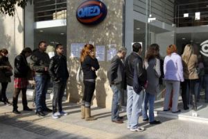 Labour minister says no further decrease in minimum salary