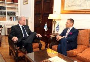 Foreign Minister Avramopoulos meets with Finnish Foreign Trade & European Affairs Minister A. Stubb
