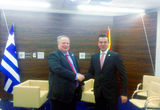 Foreign Minister Kotzias meets with the Foreign Minister of FYROM, Nikola Poposki, within the framework of the NATO Summit in Warsaw (9 July 2016)