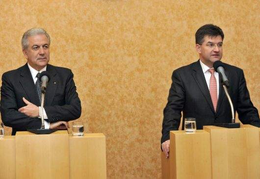 Déclarations du ministre des Affaires étrangères D. Avramopoulos et de son homologue slovaque M. Lajčák à l’issue de leur rencontre (Bratislava, 21 mars 2013)