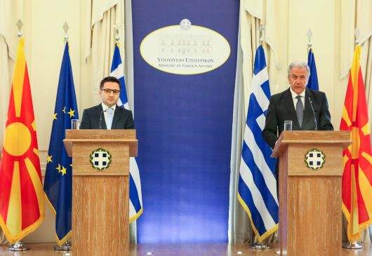 Δηλώσεις ΥΠΕΞ Δ. Αβραμόπουλου με τον Αντιπρόεδρο της Κυβέρνησης της πρώην Γιουγκοσλαβικής Δημοκρατίας της Μακεδονίας F. Besimi