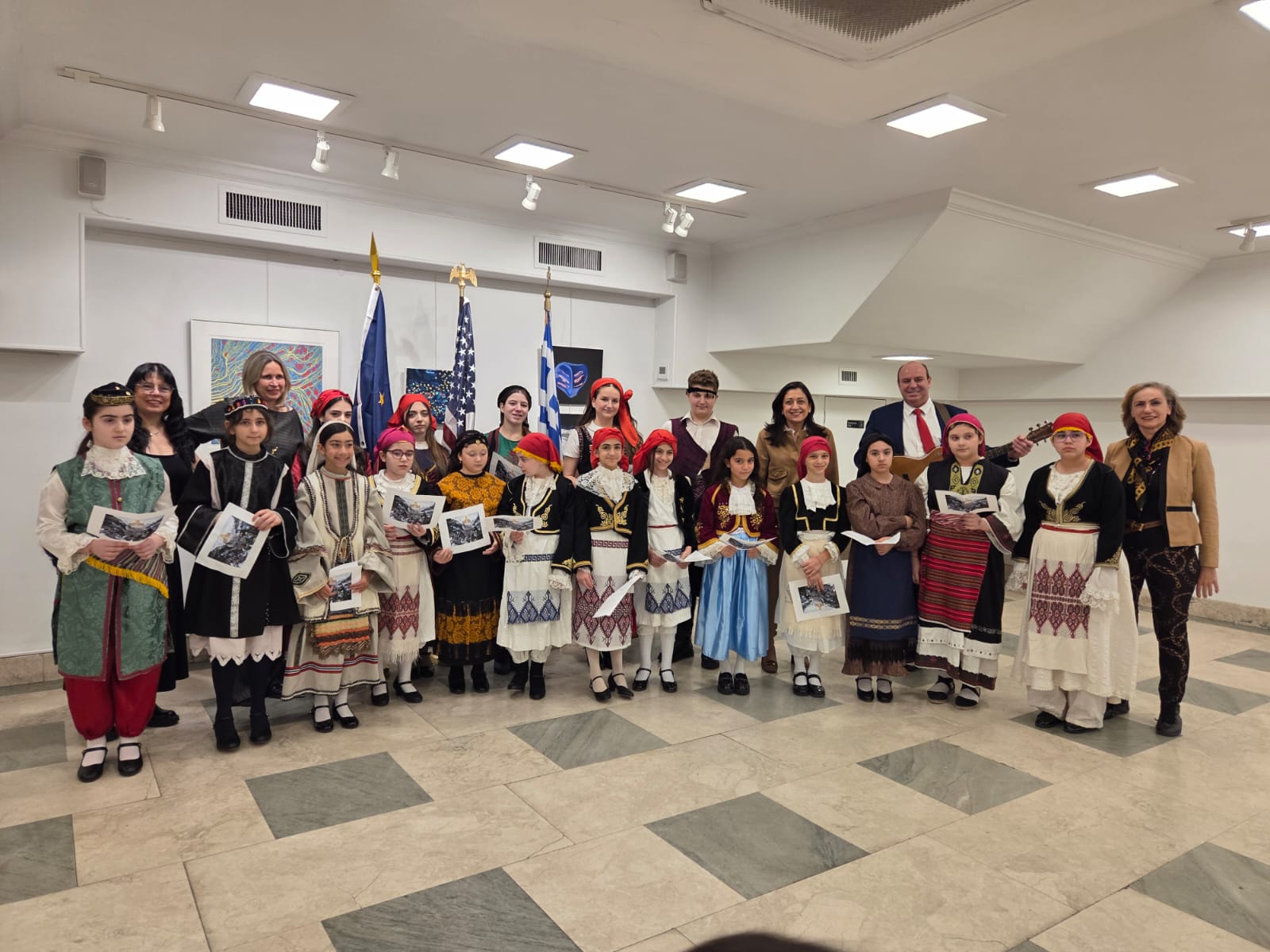 Έναρξη των Εορτασμών της 25ης Μαρτίου στο Γενικό Προξενείο της Νέας Υόρκης Έναρξη των Εορτασμών της 25ης Μαρτίου στο Γενικό Προξενείο της Νέας Υόρκης