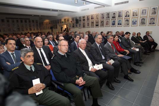 Ο Υπουργός Εξωτερικών της Ελλάδας κ. Ν. Κοτζιάς επισκεπτόμενος την Κυπριακή Δημοκρατία 26-28 Οκτωβρίου 2015.