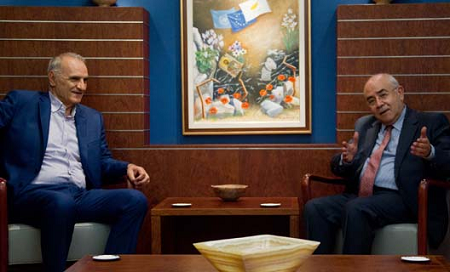 Ο Πρέσβυς της Ελλάδος στην Κύπρο κ. Ηλίας Φωτόπουλος παρευρέθη στη συνάντηση (2.6.) που είχε Βουλή των Αντιπροσώπων η Διαρκής Επιτροπή Εθνικής Άμυνας και Εξωτερικών Υποθέσεων της Βουλής των Ελλήνων Ο Πρέσβυς της Ελλάδος στην Κύπρο κ. Ηλίας Φωτόπουλος παρευρέθη στη συνάντηση (2.6.) που είχε Βουλή των Αντιπροσώπων η Διαρκής Επιτροπή Εθνικής Άμυνας και Εξωτερικών Υποθέσεων της Βουλής των Ελλήνων