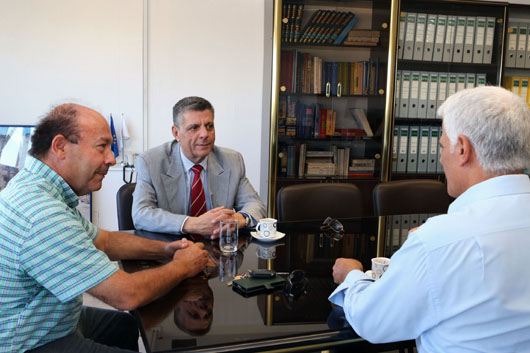 Ο Υπουργός Εξωτερικών της Ελλάδας κ. Ν. Κοτζιάς επισκεπτόμενος την Κυπριακή Δημοκρατία 26-28 Οκτωβρίου 2015.