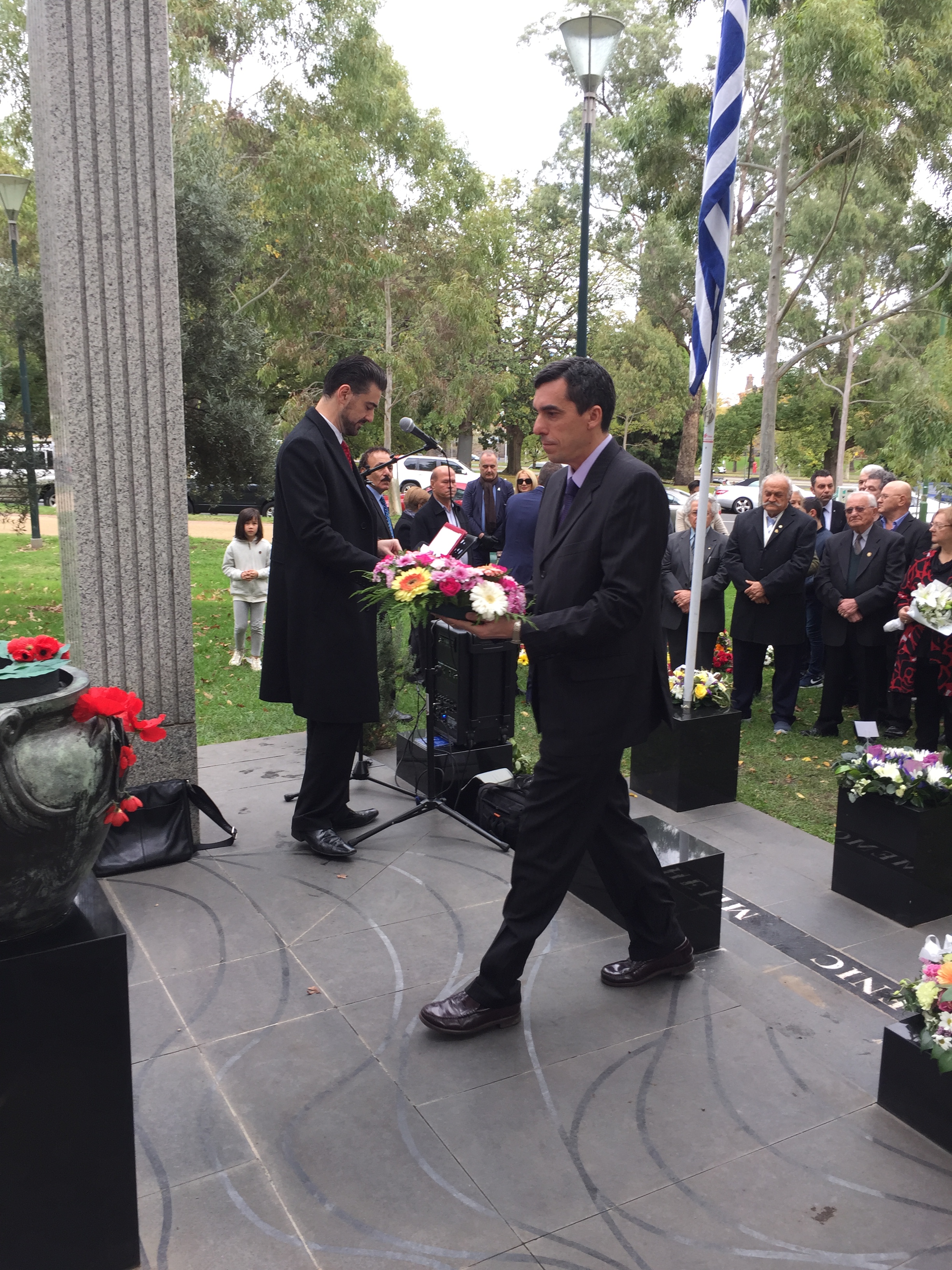 General Consulate of Greece in Melbourne takes part in commemorations