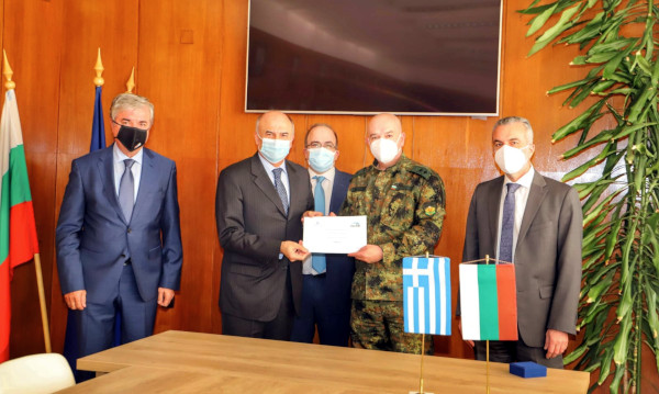 Δωρεά στη μονάδα covid-19 της Στρατιωτικής Ιατρικής Ακαδημίας της Βουλγαρίας