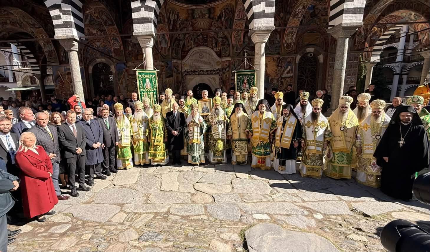 Ιστορική επίσκεψη της ΑΘΠ του Οικουμενικού Πατριάρχου κ.κ. Βαρθολομαίου στην Ι. Μονή Ρίλας