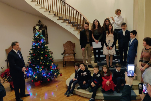 Κάλαντα στην Πρεσβεία