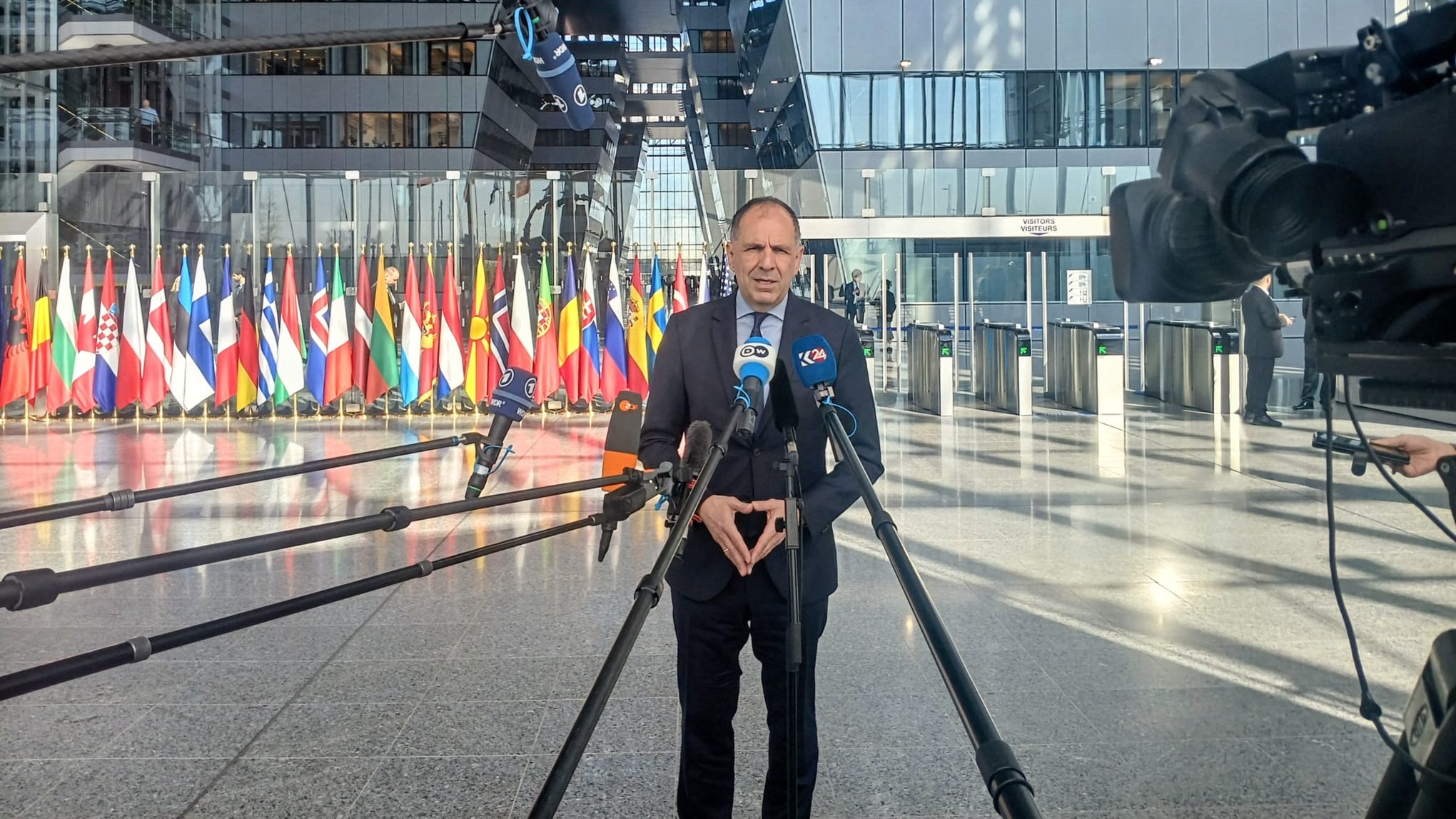 Δήλωση Υπουργού Εξωτερικών, Γιώργου Γεραπετρίτη, κατά την άφιξή του στη Σύνοδο Υπουργών Εξωτερικών των κρατών μελών του ΝΑΤΟ (Βρυξέλλες, 03.04.2025)