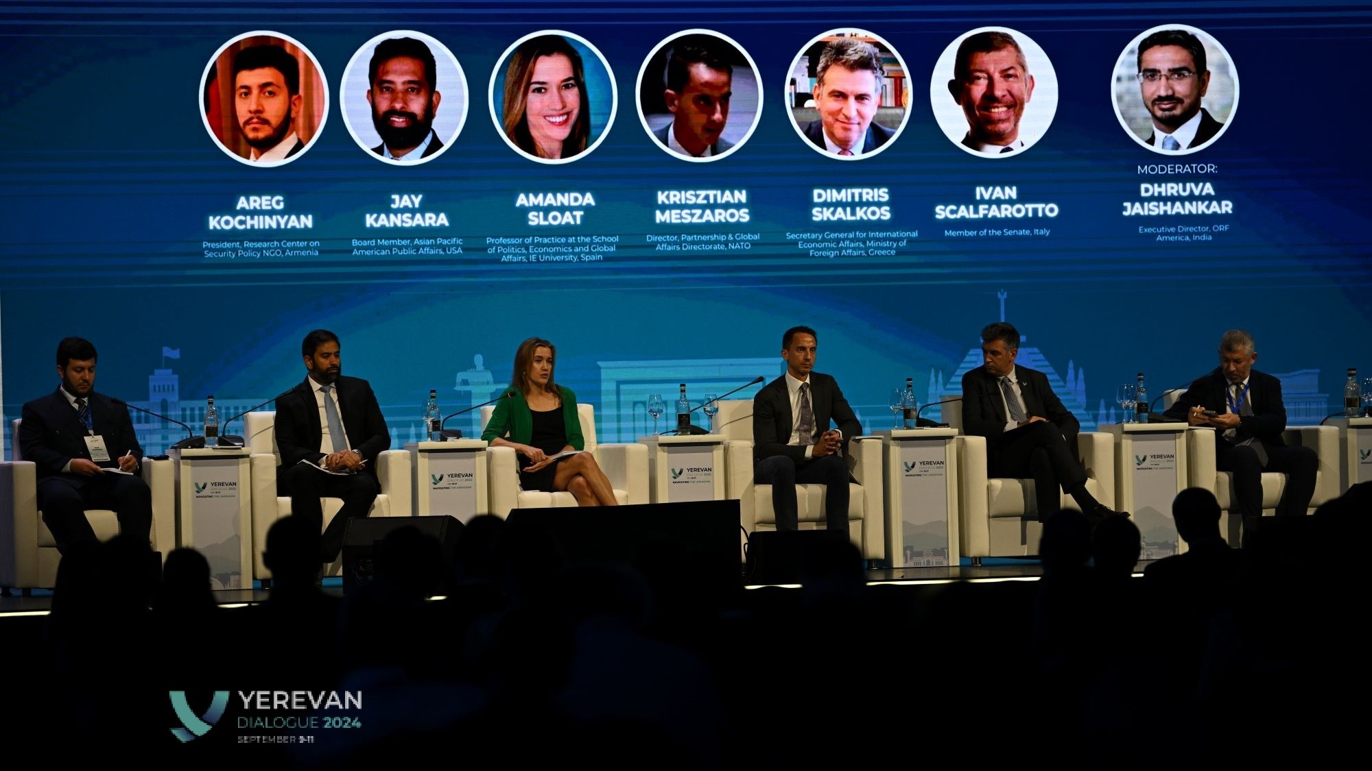 Επίσκεψη του ΓΓ ΔΟΣ&Ε και Προέδρου του Enterprise Greece, Δημήτρη Σκάλκου στo Ερεβάν και συμμετοχή του στο 2ο Yerevan Dialogue (Ερεβάν, 26-27.05.2025)