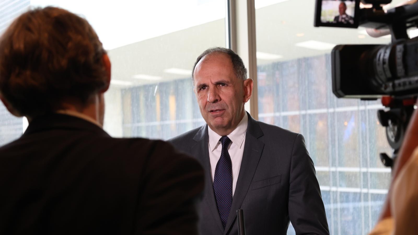 Συνέντευξη Υπουργού Εξωτερικών, Γιώργου Γεραπετρίτη, στον ρ/σ «ΑΘΗΝΑ 9,84» και στους δημοσιογράφους Γιάννη Παπαγεωργίου και Αθηνά Κορλίρα (14.10.2025)