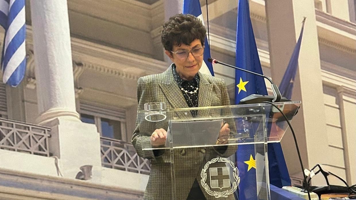 Εκφώνηση πανηγυρικού λόγου για την επέτειο της 28ης Οκτωβρίου από την Πρέσβυ, Ιφιγένεια Κοντολέοντος  (27.10.2025)