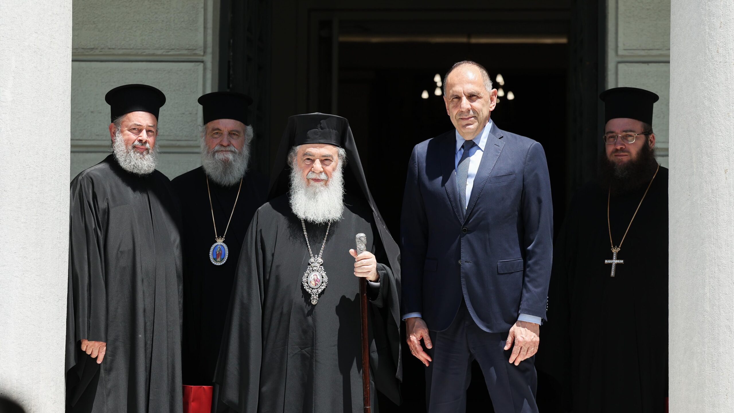 Συνάντηση Υπουργού Εξωτερικών Γιώργου Γεραπετρίτη με την Α.Θ.Μ. Πατριάρχη της Αγίας Πόλεως Ιερουσαλήμ και πάσης Παλαιστίνης κ.κ. Θεόφιλο Γ΄ (Αθήνα, 08.06.2026)