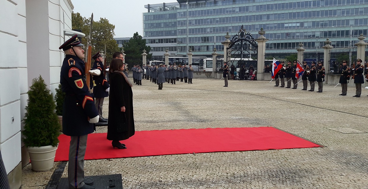 Presentation of Credentials from Ambassador Mrs Maria Louisa Marinakis to President of Slovak Republic<br />