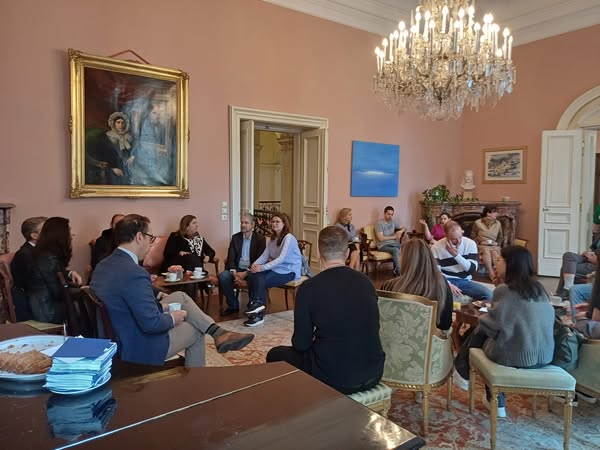 Besuch von griechischen Studierenden und Wissenschaftlern in der Griechischen Botschaft