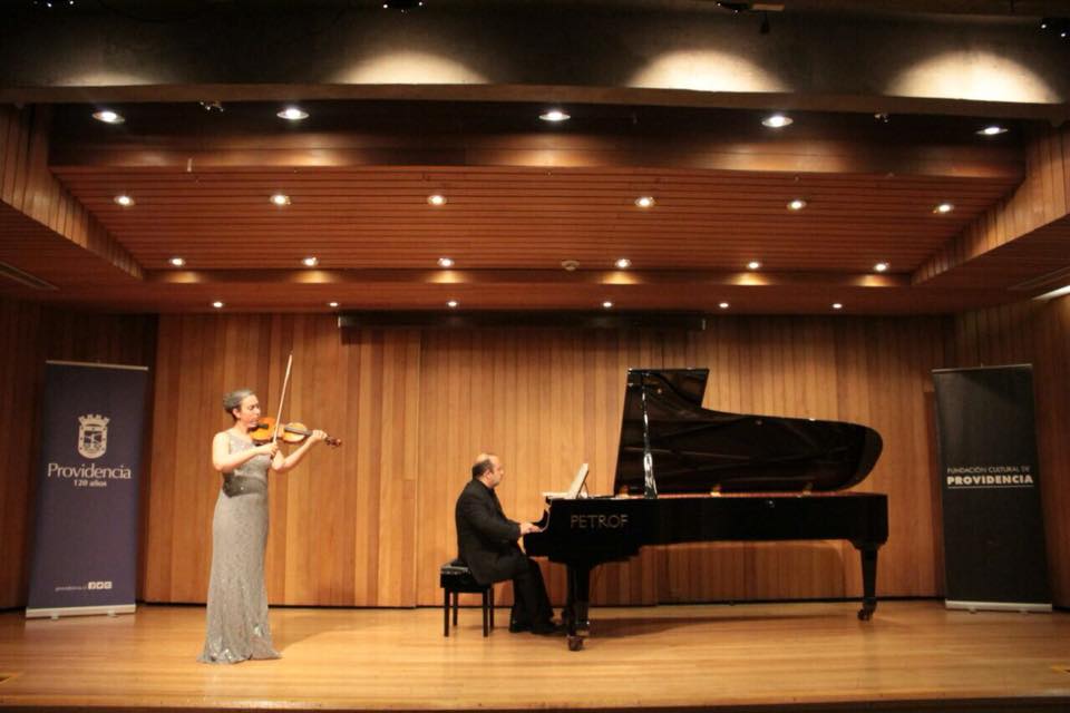 Concierto de violín y piano en la Fundación Cultural de Providencia ...