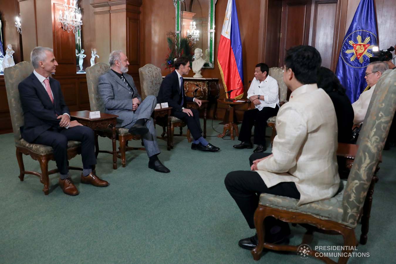 Snapshots of the ceremony of Presentation of Credentials