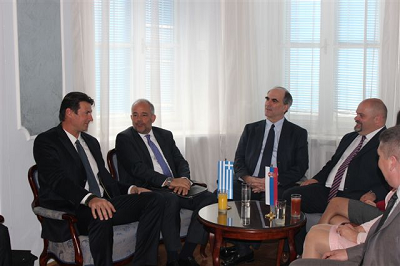 Eπίσκεψη της Ελληνικής Πρεσβείας και της Vojvodjanska Banka στον Δήμο Zrenjanin και στο Δημοτικό σχολείο “Jovan Ducic” στο Κlek.