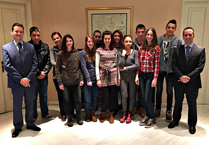 Επίσκεψη Μαθητών Γαλλικής Γλώσσας στη Ελληνική Πρεσβεία Βελιγραδίου στο πλαίσιο εκδηλώσεων για το Μήνα της Γαλλοφωνίας στην Σερβία (24.3.2015)