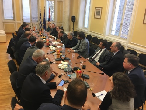 Ο Υπουργός Περιβάλλοντος και Ενέργειας κ. Γιώργος Σταθάκης και ο Γενικός Γραμματέας ΔΟΣ και ΑΣ του ΥΠΕΞ κ. Ιωάννης Μπράχος στο Βελιγράδι