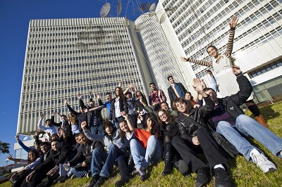 Grčka vlada odobrila stipendije srpskim državljanima za akademsku 2014 /2015. godinu i letnji seminar grčkog jezika i kulture 2014