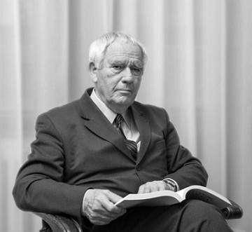 Βράβευση Σέρβου Ακαδημαϊκού Ljubomir Maksimović από το Κέντρο Βυζαντινών Ερευνών του Aριστοτελείου Πανεπιστημίου Θεσσαλονίκης