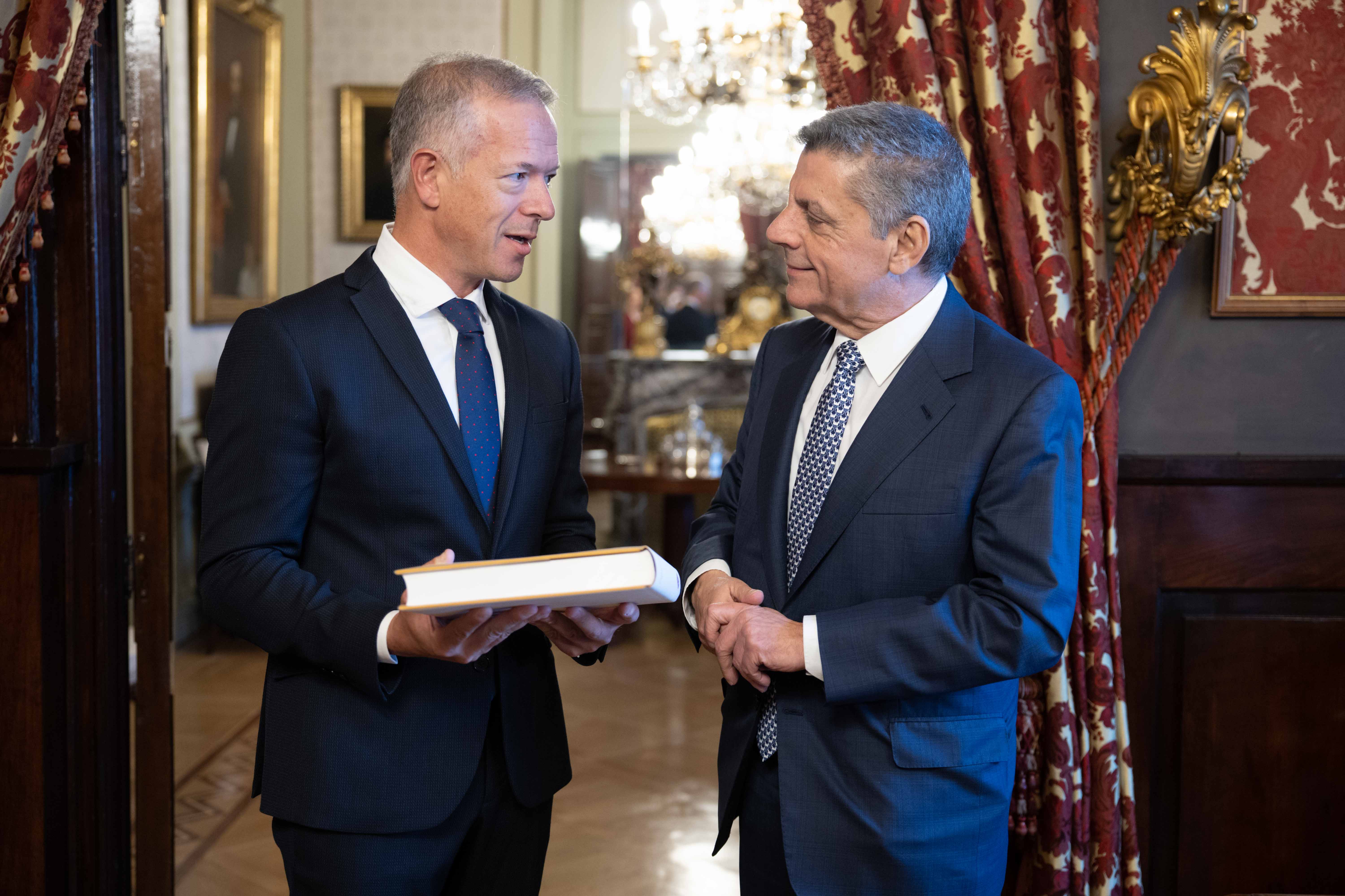 Συνάντηση Πρέσβεως