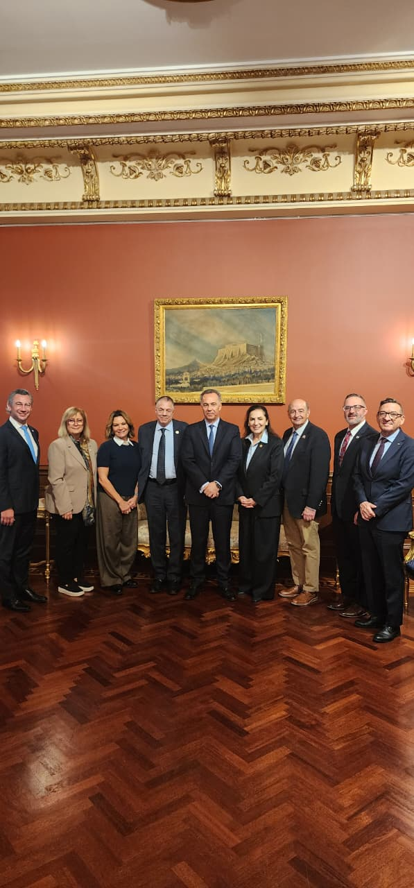 Παγκόσμια Διακοινοβουλευτική Ένωση Ελληνισμού